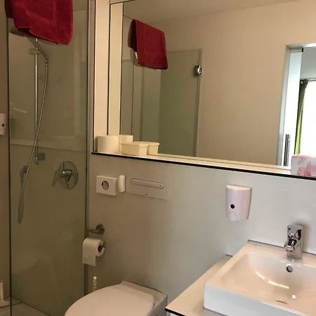 Muellers Weingut Und Weinstube Im Auerberg Homestay Nordheim (Baden-Wurttemberg)