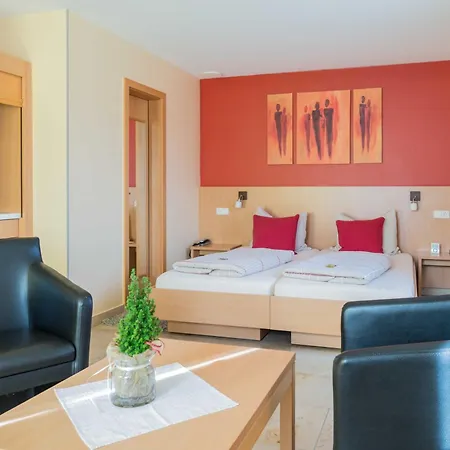 Muellers Weingut Und Weinstube Im Auerberg Nordheim (Baden-Wurttemberg)